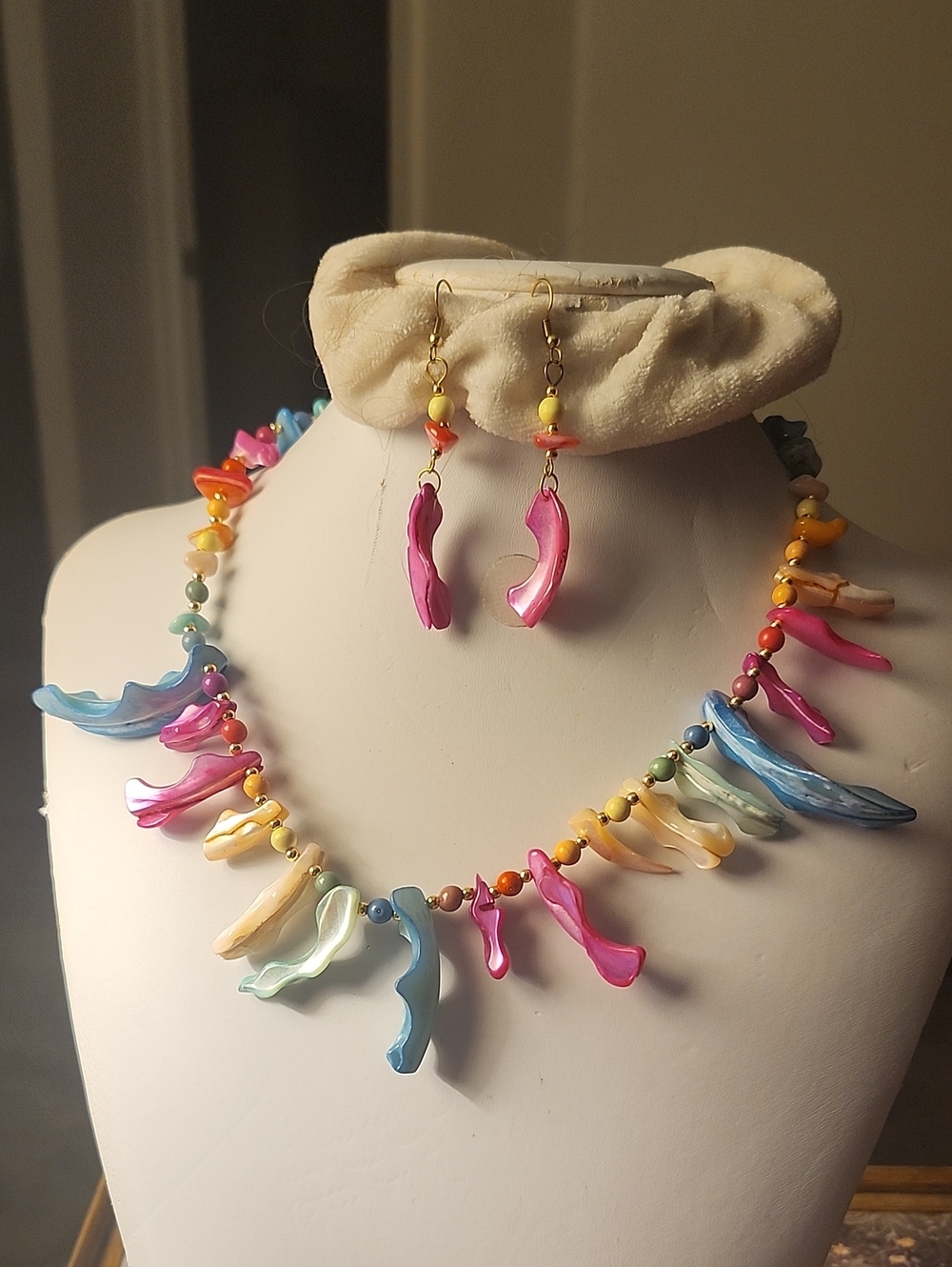 Multicolor Shell Wave Necklace and Earring Set - Women's Jewelry